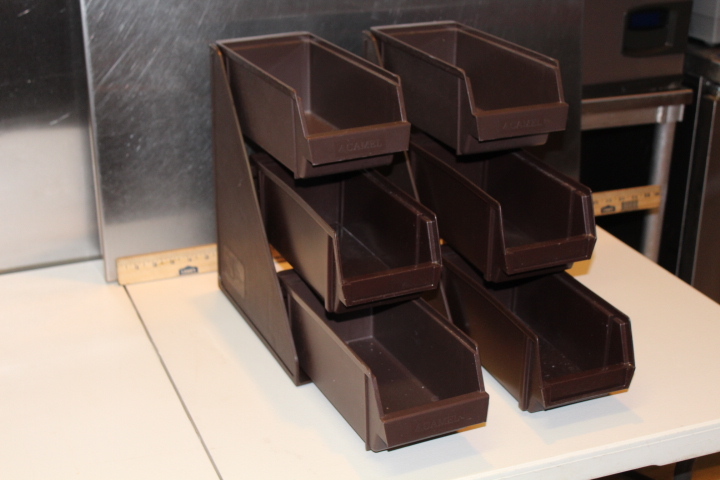 lot 60 image: Self Serve dispenser