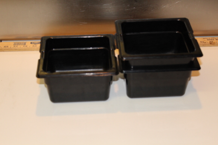 lot 64 image: 16 x 4 inserts