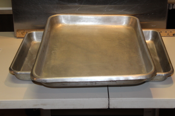 lot 84 image: Sheet Cake Pans