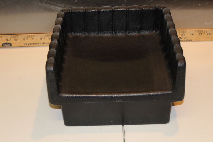 lot 114 image: Booster seat