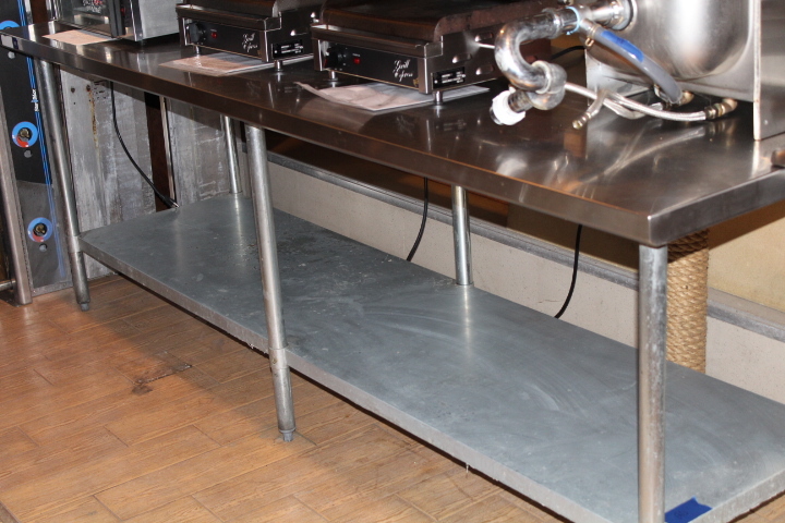 lot 20 image: Stainless Steel Table