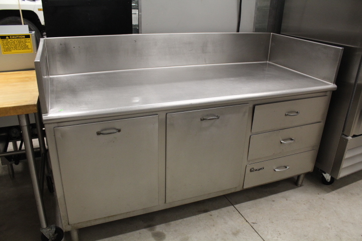 lot 15 image: Stainless Steel Bakery Table