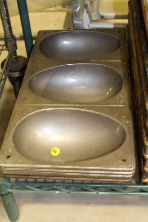 lot 81 image: EGG cake pans