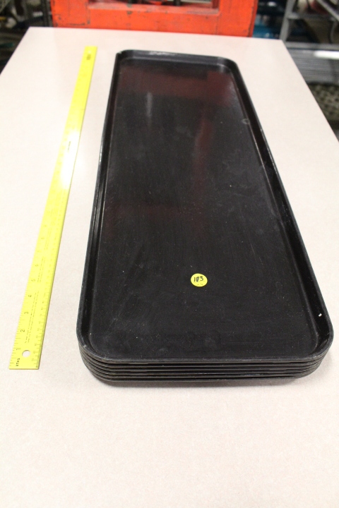 lot 103 image: Market trays