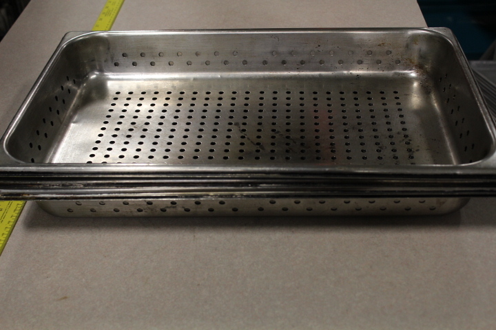 lot 177 image: Full size pans