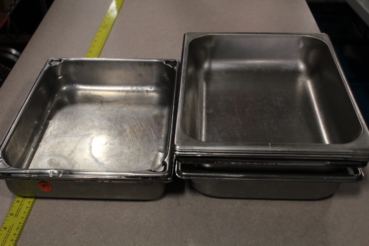 lot 181 image: Half size pans