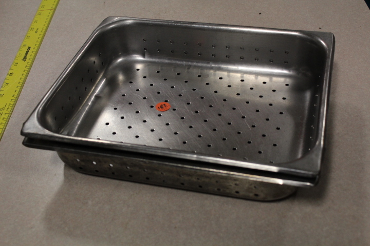 lot 182 image: Half size pans