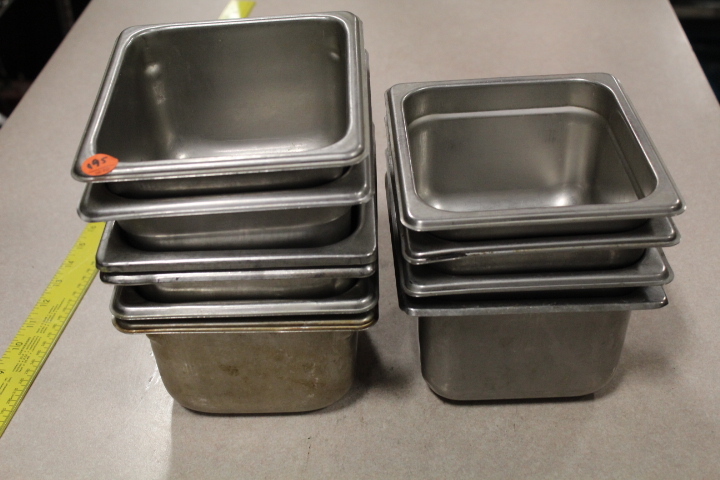 lot 195 image: 16 insert pans