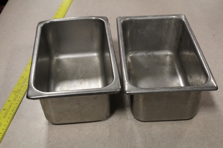 lot 198 image: 14 size insert pans