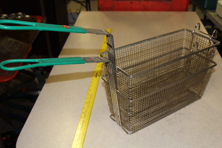 lot 204 image: Fryer Baskets