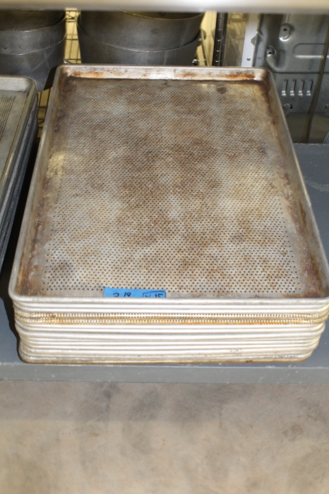 lot 219 image: Full size sheet pans