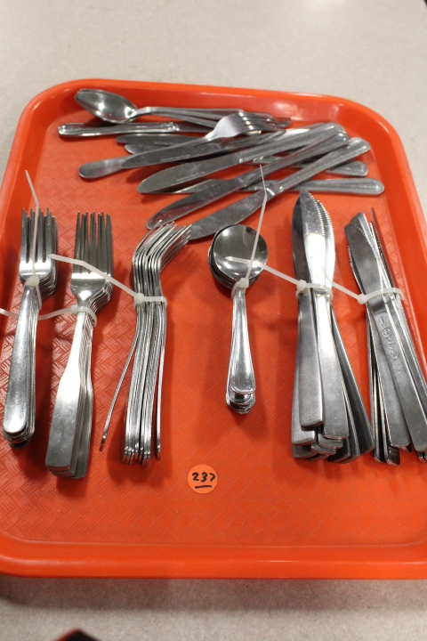 lot 237 image: Silverware lot
