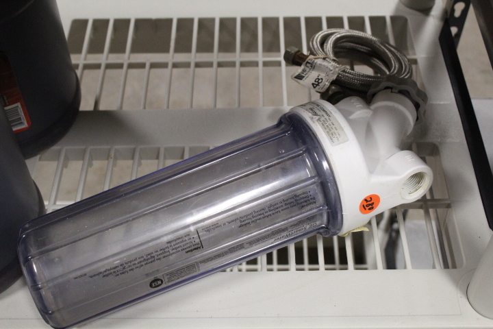 lot 280 image: Water Filter