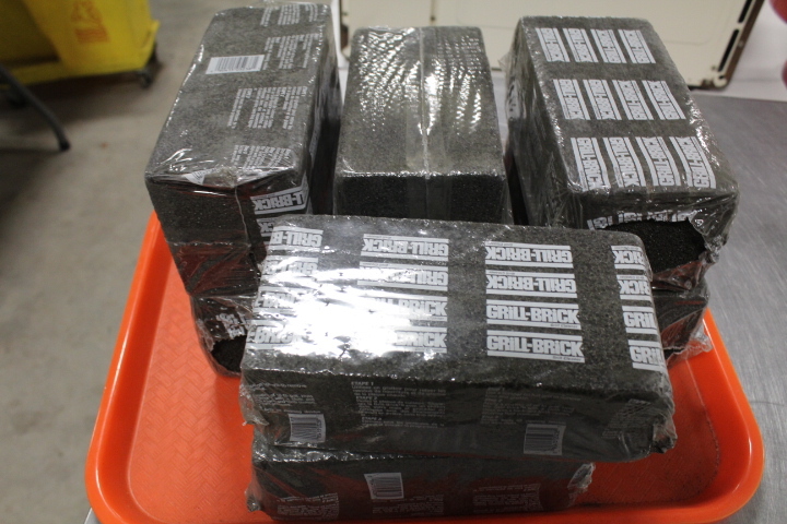 lot 283 image: Grill bricks