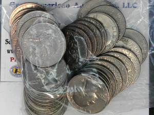 lot D2-SE79 image: 1 roll of 1776-1976 Bicentennial Quarters 25 cents