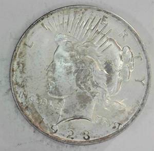 lot B2-JT46 image: 1- 1923 Peace Dollar 1$ Silver