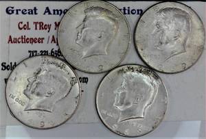 lot C2-JT107 image: 4- 1969 Kennedy Half Dollar 50 Cents