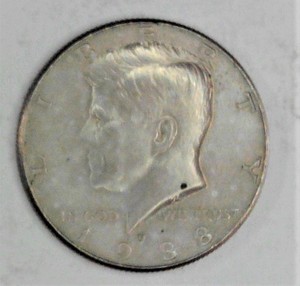 lot C2-JT123 image: 1- 1988 Kennedy Half Dollar 50 Cents