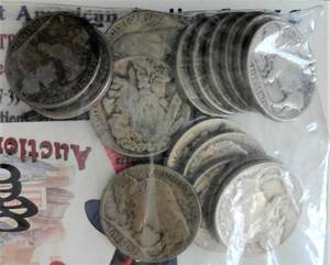 lot F1-JT165 image: 1 LOT Different Dates Buffalo Nickels
