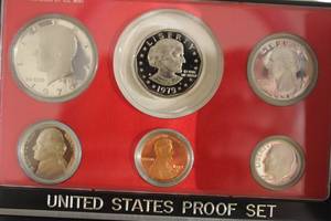 lot H2-KS14 image: 2- 1979 Coin Set Proof Set
