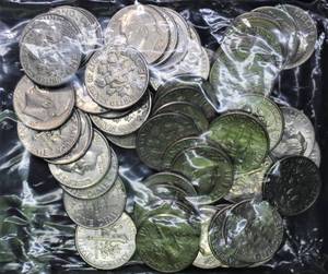 lot E1-SE102 image: 1 roll of Dimes 10 cents
