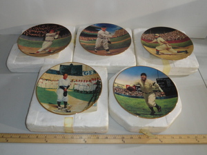 lot 124 image: The Legends of Baseball Plate Collection #2