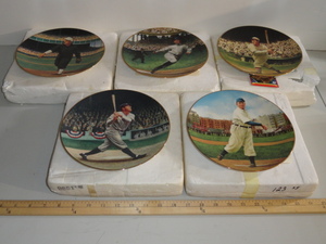 lot 123 image: The Legends of Baseball Plate Collection #1