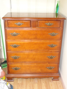 lot 100A image: Chest of Drawers