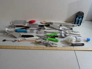 lot 224 image: Kitchen Utensils Lot #2