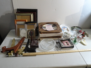 lot 249 image: Decorations Lot #2