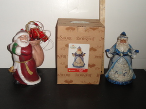 lot 291 image: Santa Clauses #6