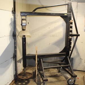 lot 311 image: Awesome  English Wheel - Large Heavy Duty Piece