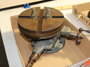 lot 369 image: Rotating Table for Precision Drilling