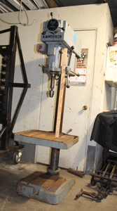 lot 370 image: Drill Press