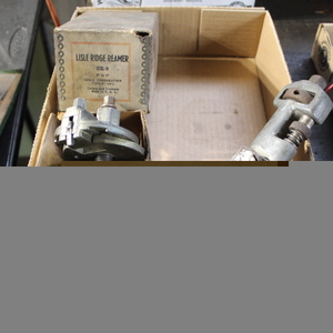 lot 424 image: Ridge Reamers