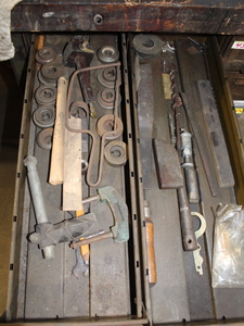 lot 431 image: Drawer Lots