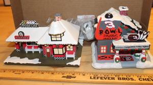 lot 4 image: Hawthorne Village - Dale Earnhardt Christmas Village Collection #4