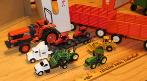 lot 30C image: John Deere  Kubota  Case Toys Lot