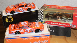 lot 49 image: Dale Earnhardt Die Cast 124 Scale Cars - NIB