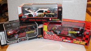 lot 54 image: Ernie Irvan Die Cast 124 Scale Cars - NIB