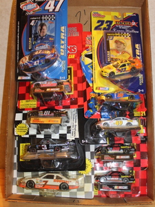 lot 71 image: Racing Champion 164 Scale Car Lot #3 - NIB
