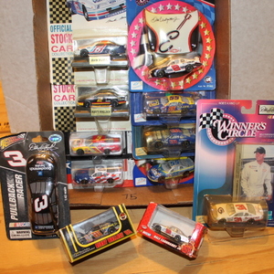 lot 75 image: Die Cast Racing Cars Lot - NIB