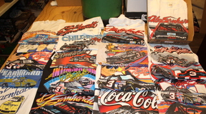 lot 115 image: Dale Earnhardt T-Shirts (Large)