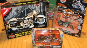 lot 139 image: Harley Davidson Collectibles #2