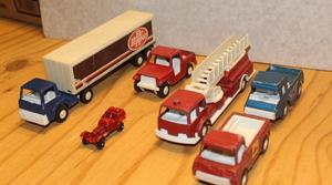 lot 144 image: Tootsie Toys
