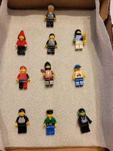 lot 150A image: Lego People (Newer Style) Lot