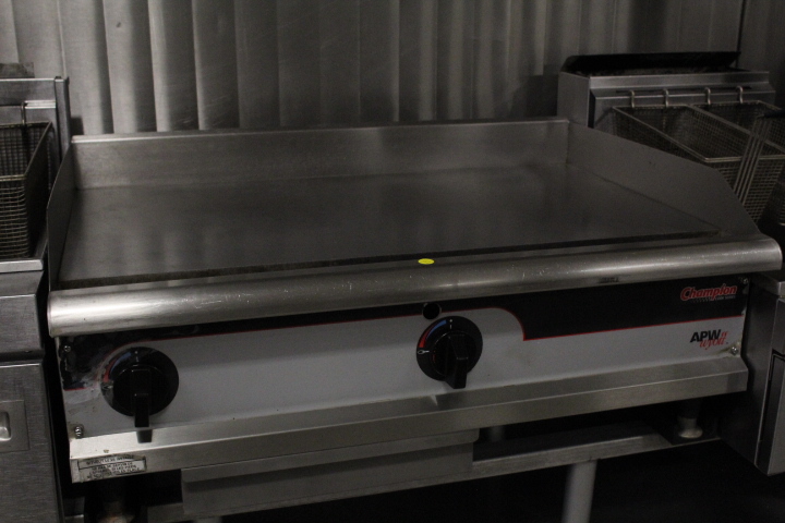 lot 11 image: APW Wyott 3 Flat Top GrillGriddle