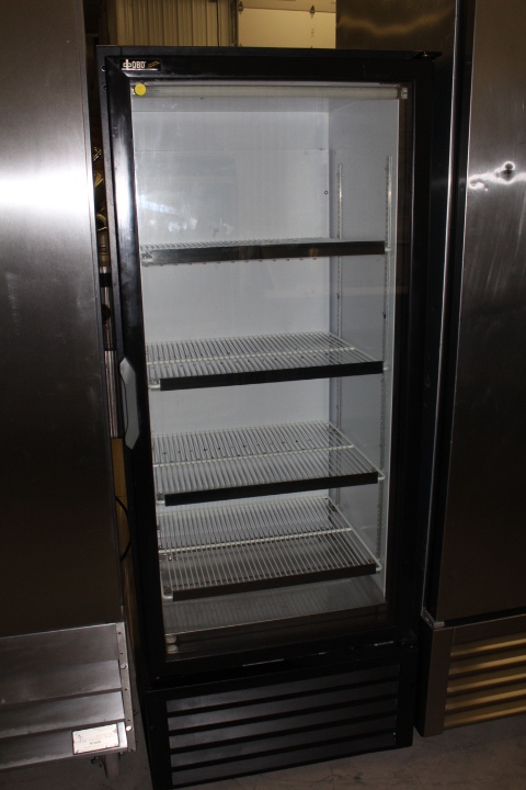 lot 25 image: Glass Door Cooler