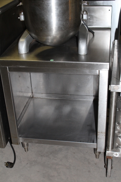 lot 34 image: Stainless Steel Equipment Table