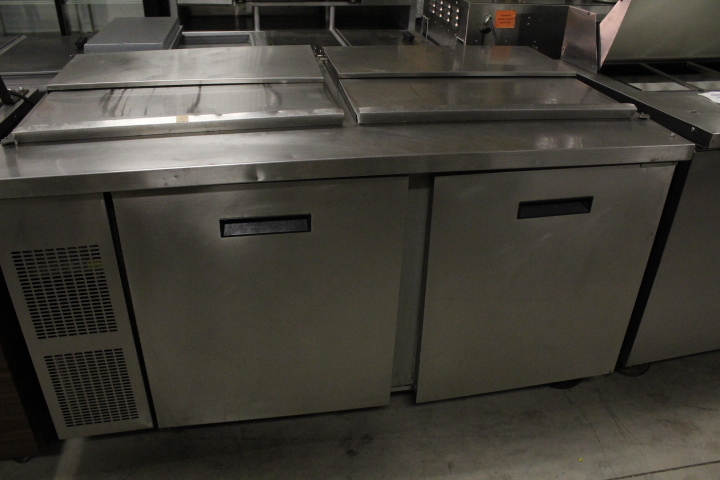 lot 61 image: Randell Sandwich Prep Table
